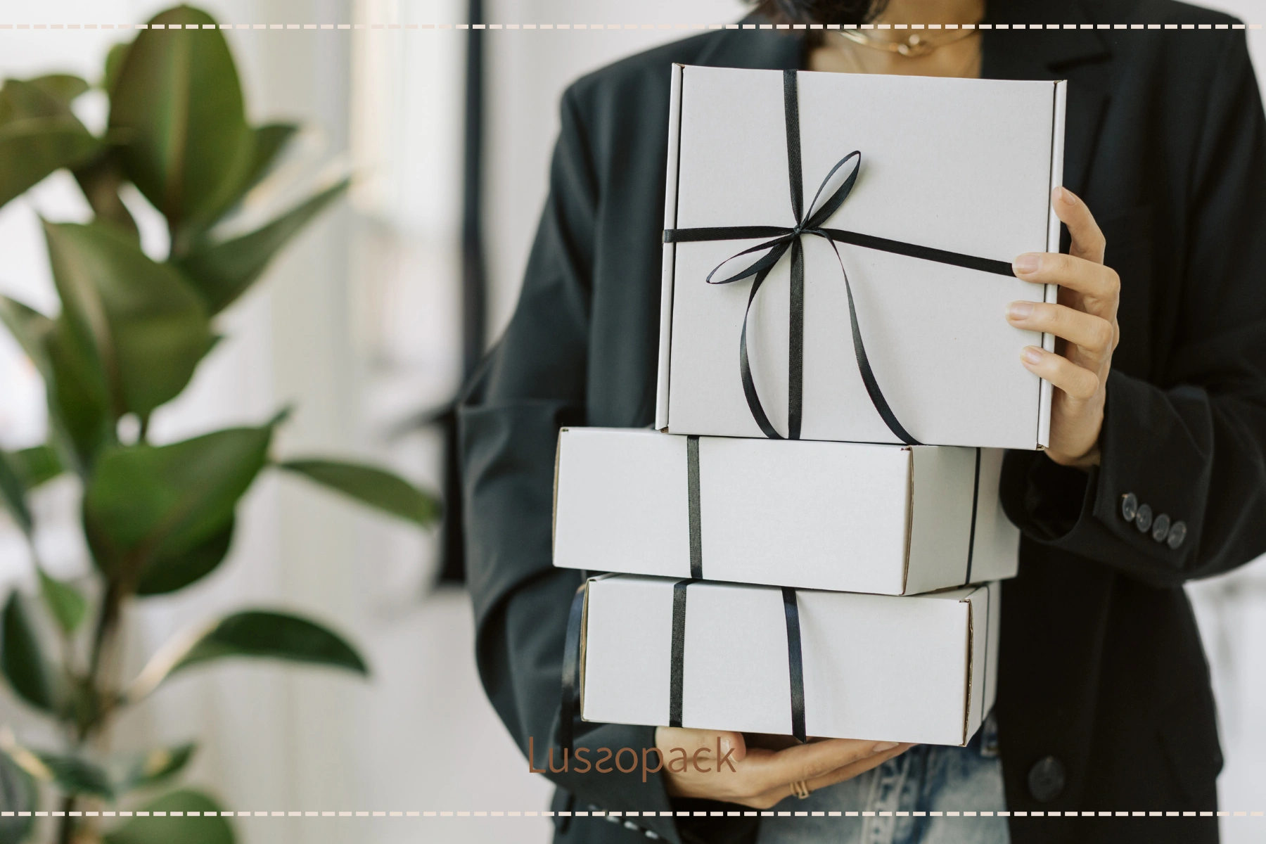 /images/packagingBlogUpdate/packageAndShipJewelry/packageAndShipJewelry05.webp