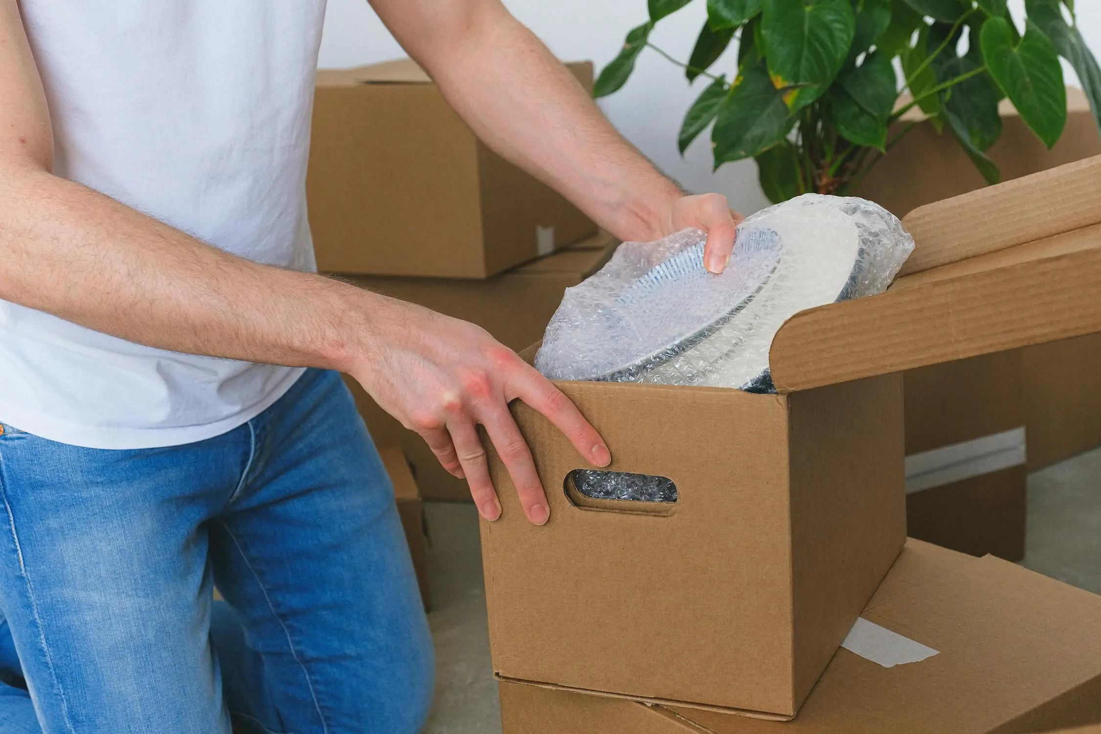 /images/packagingBlogUpdate/packagingFragile/packagingFragile05.webp